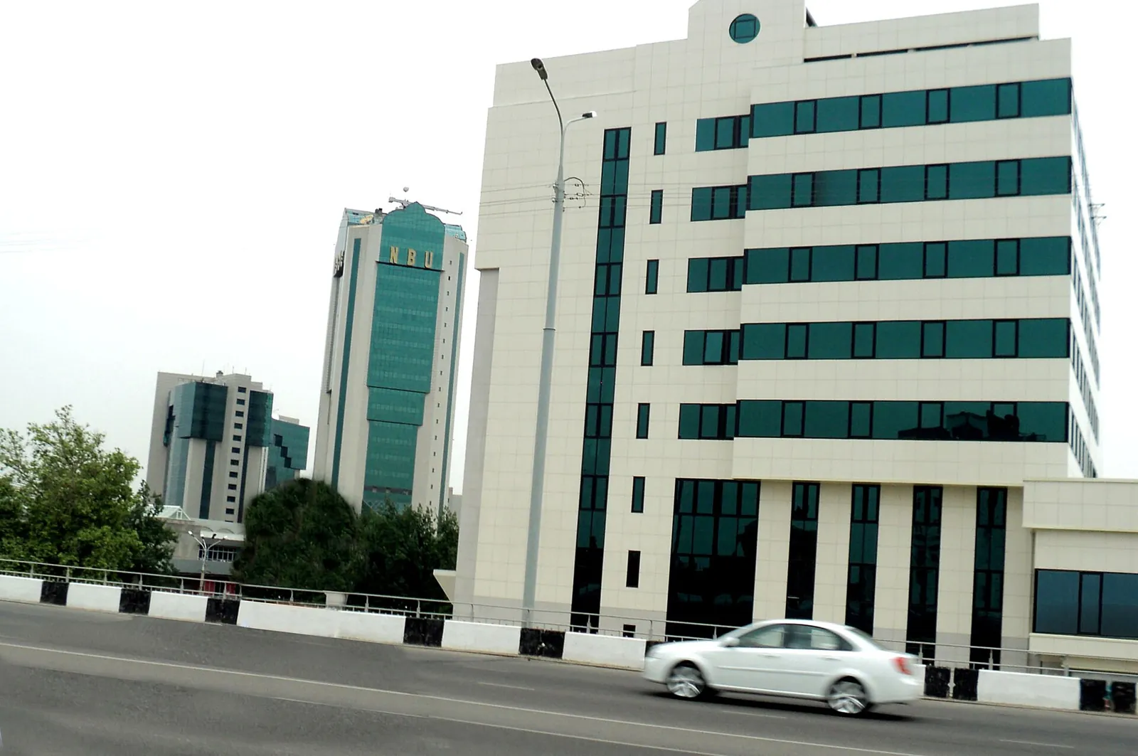 Commercial building in Tashkent