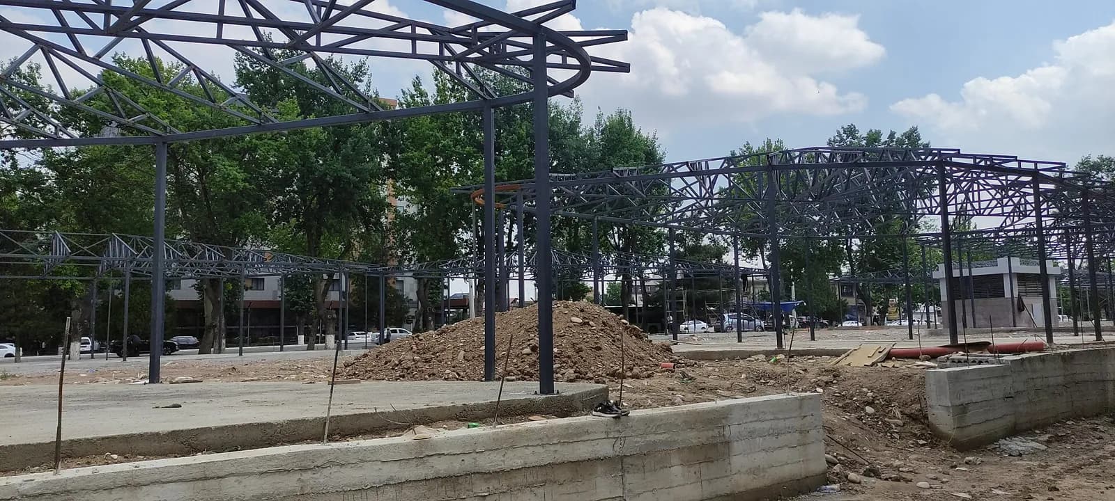 Plot and construction site in Tashkent